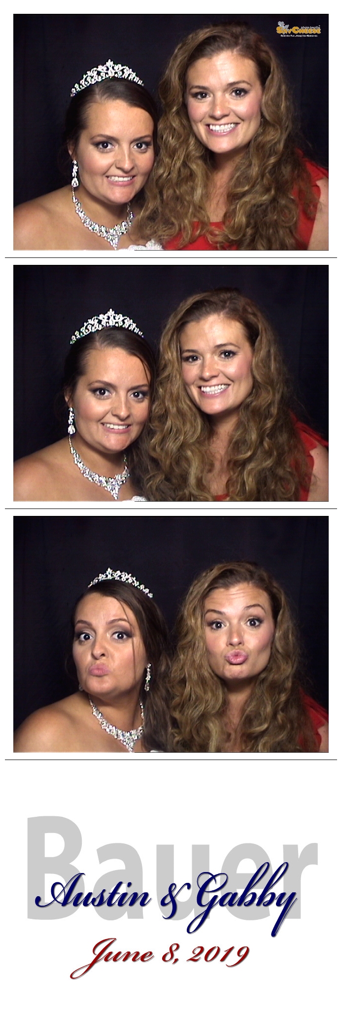 Bauer / Gregory Wedding  | View more photos from the event at gallery.saycheesephotobooth.com/u/SayCheesePhotoBooth/Bauer-Gregory-Wedding